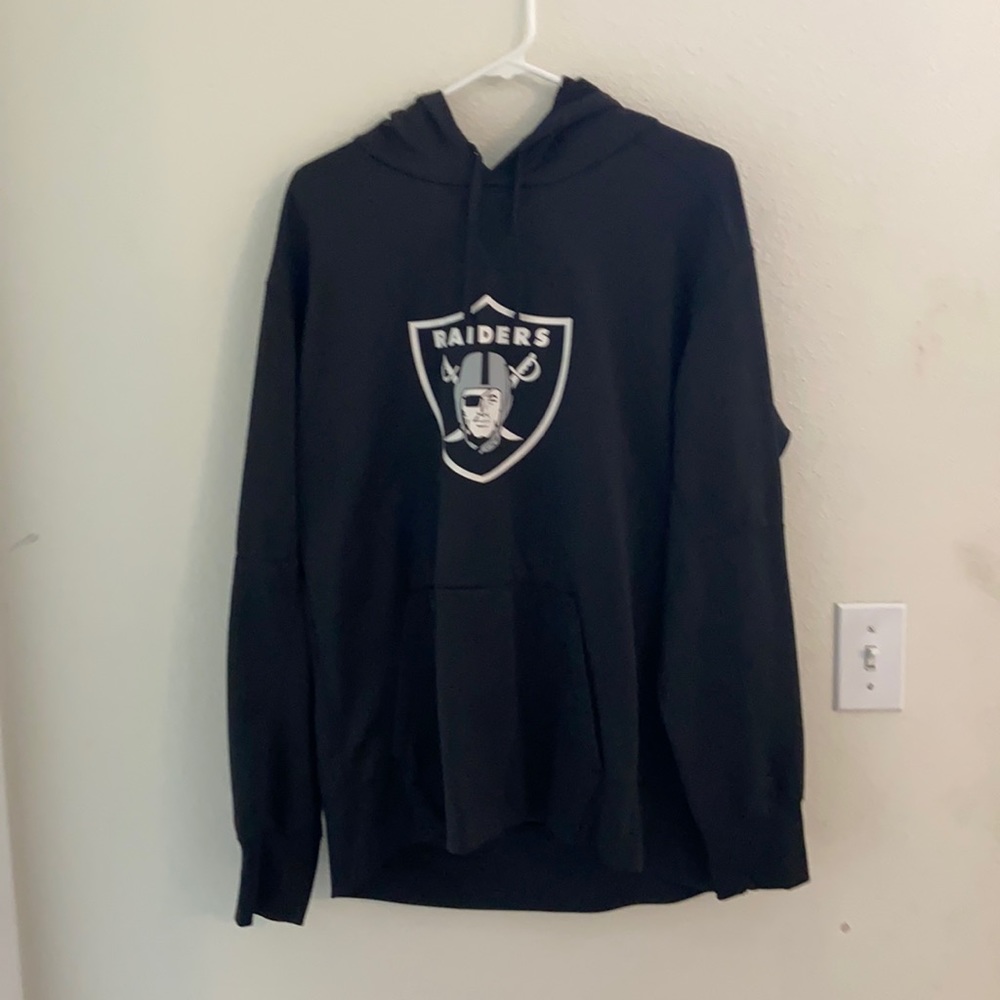Raider sweater